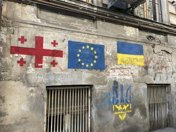 Graffiti of Georgian, EU, and Ukrainian flag